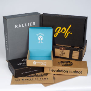 Mailer boxes and envelopes for apparel, salazar packaging, e-commerce packaging