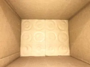 minor flaps meet for smooth bottom